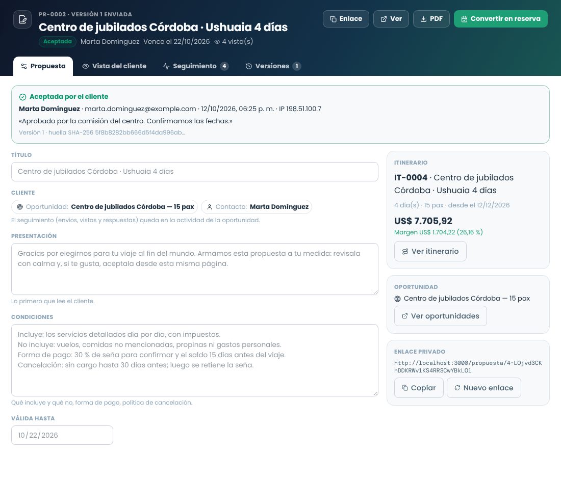 Propuesta aceptada con el registro de aceptación, el itinerario y el botón Convertir en reserva